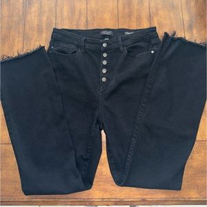 Black button down Judy Blue raw hem size 15/32